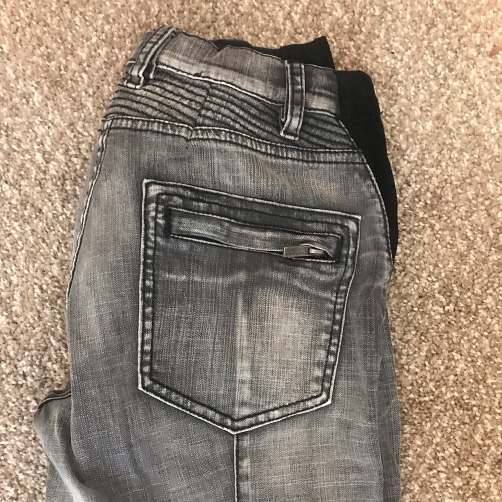 Distressed Jean leggings